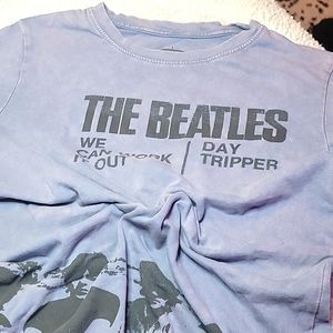Licenced Beatles T-shirt. Vintage wash blue extra soft boys shirt Black ep print